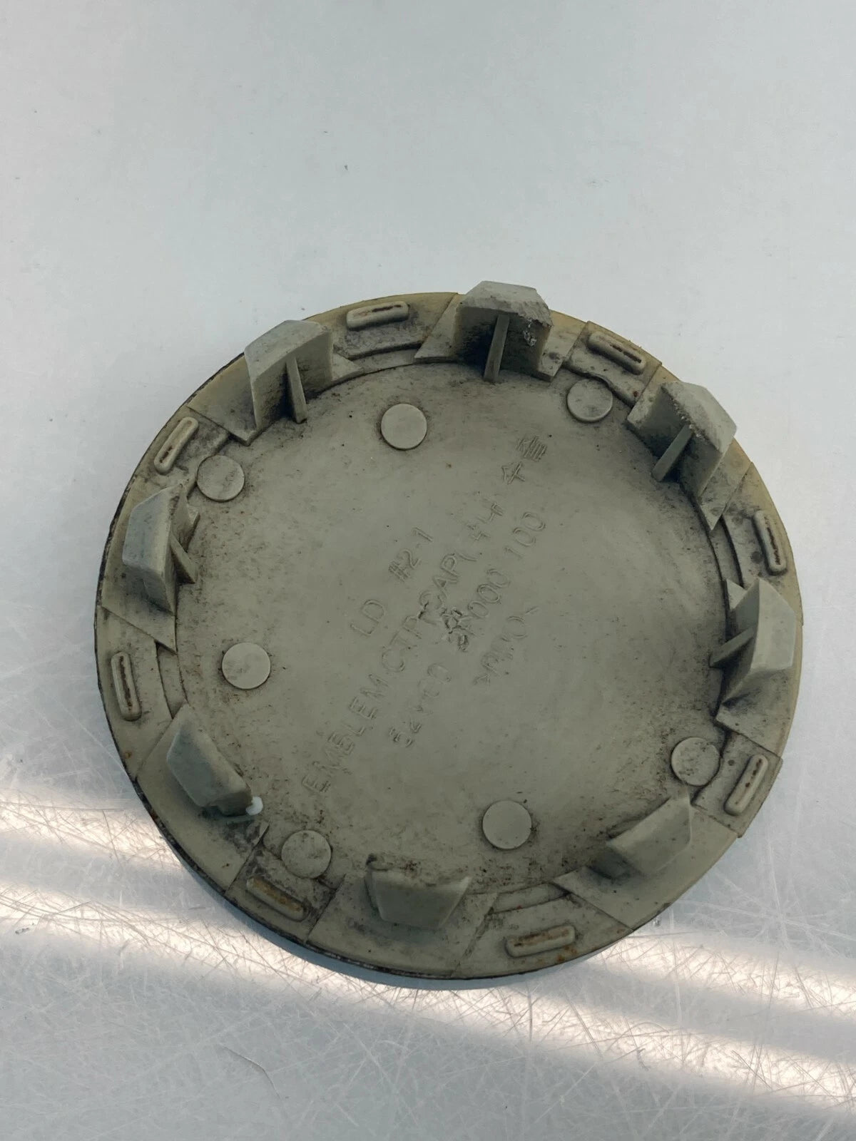 2011-2015 KIA SORENTO RIM WHEEL CENTER CAP HUBCAP 52960-2P000 OEM