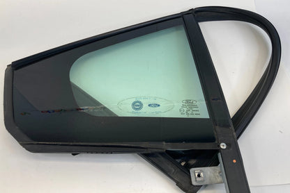 2013-2019 FORD INTERCEPTOR UTILITY REAR RIGHT DOOR QUARTER VENT WINDOW GLASS OEM