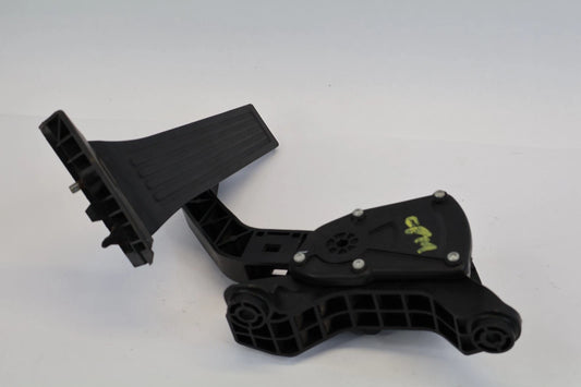 2009-2014 HYUNDAI SONATA ACCELERATOR GAS PEDAL W/ TRAVEL SENSOR 32700-3Q100