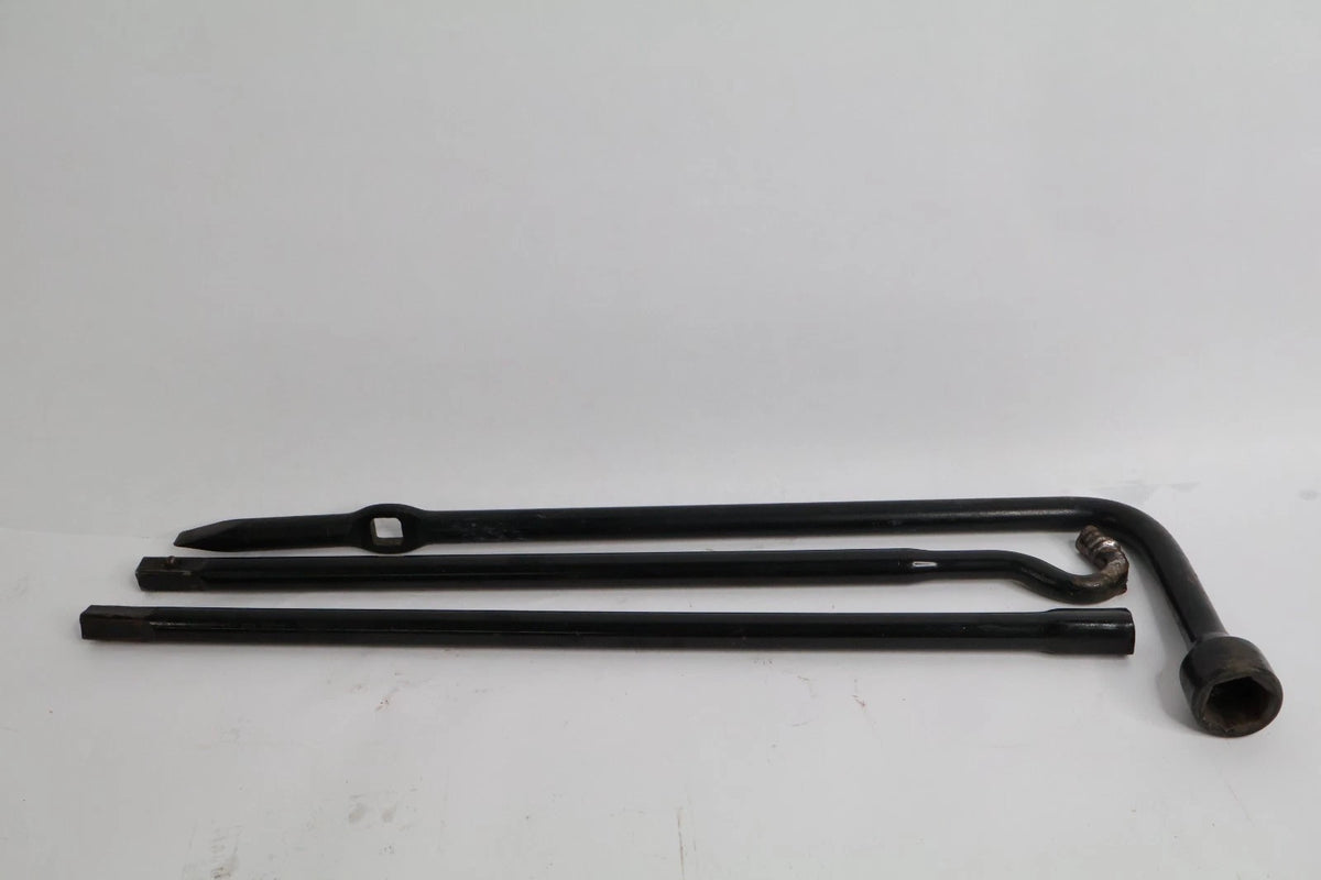2006-2010 HUMMER H3 SPARE TIRE WHEEL SCISSOR JACK TOOL KIT W BAG 15897196 OEM
