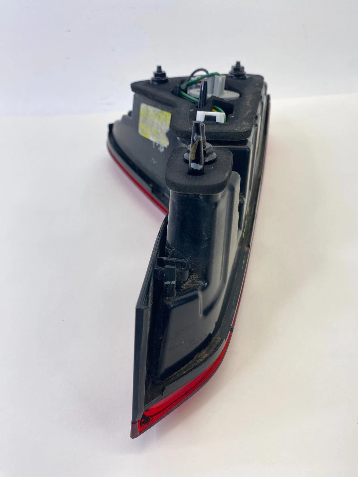 2015-2017 HYUNDAI SONATA REAR RIGHT SIDE TAIL LIGHT TRUNK LID BACKUP LAMP OEM