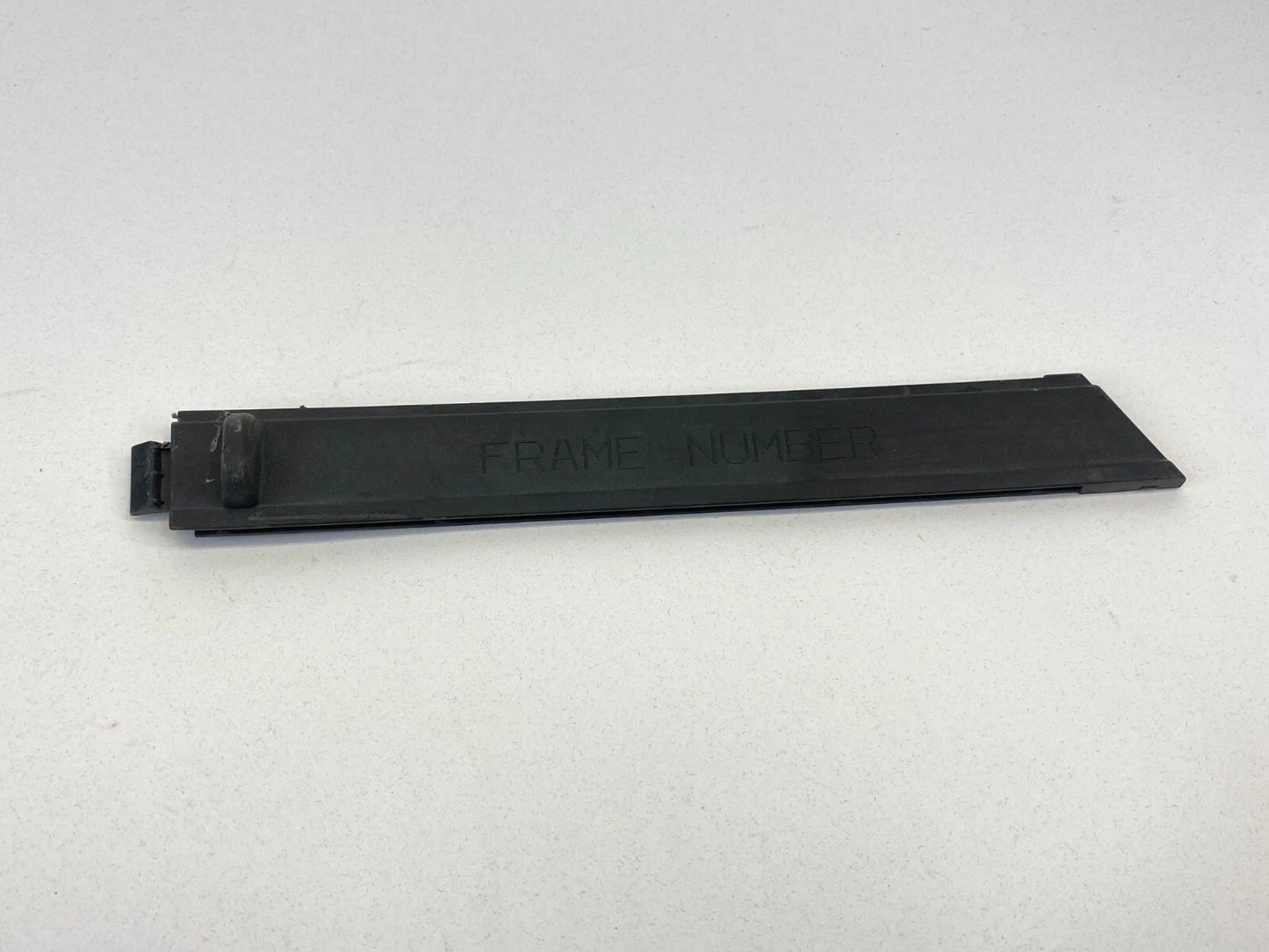 06 07 08 09 10 11 HONDA CIVIC LID FRAME NUMBER COVER TRIM BEZEL 74205-SNA-A002