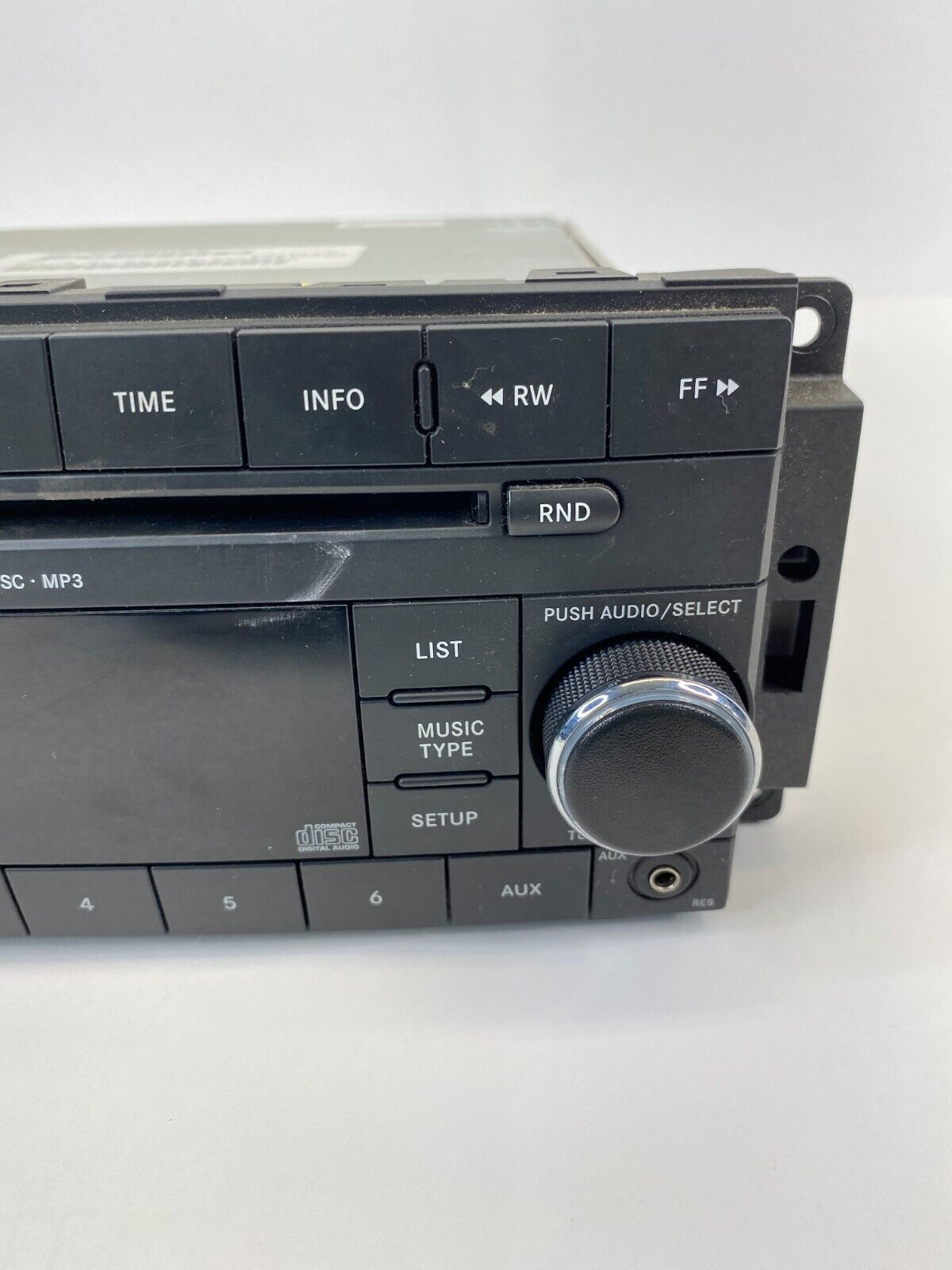 2008 Chrysler Town & Country Touring AM /FM Radio CD Cassette Player 5064421AF