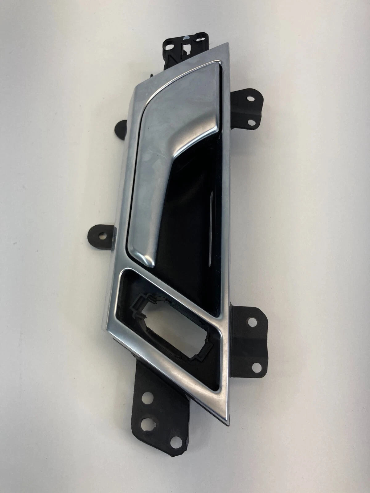 05-11 AUDI A6 QUATTRO REAR LEFT SIDE INNER DOOR HANDLE W/ BEZEL 4F0839019E OEM