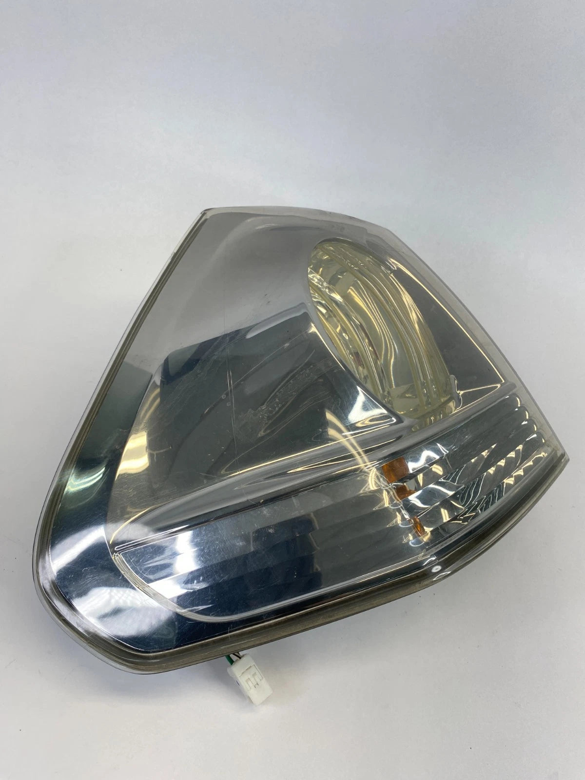 2007-2009 LEXUS RX350 LEFT SIDE OUTER QUARTER PANEL TAIL LIGHT ASSEMBLY OEM