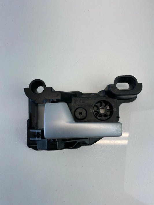 2005-2007 FORD FIVE HUNDRED REAR LEFT SIDE INTERIOR DOOR HANDLE 5G13-54266B35