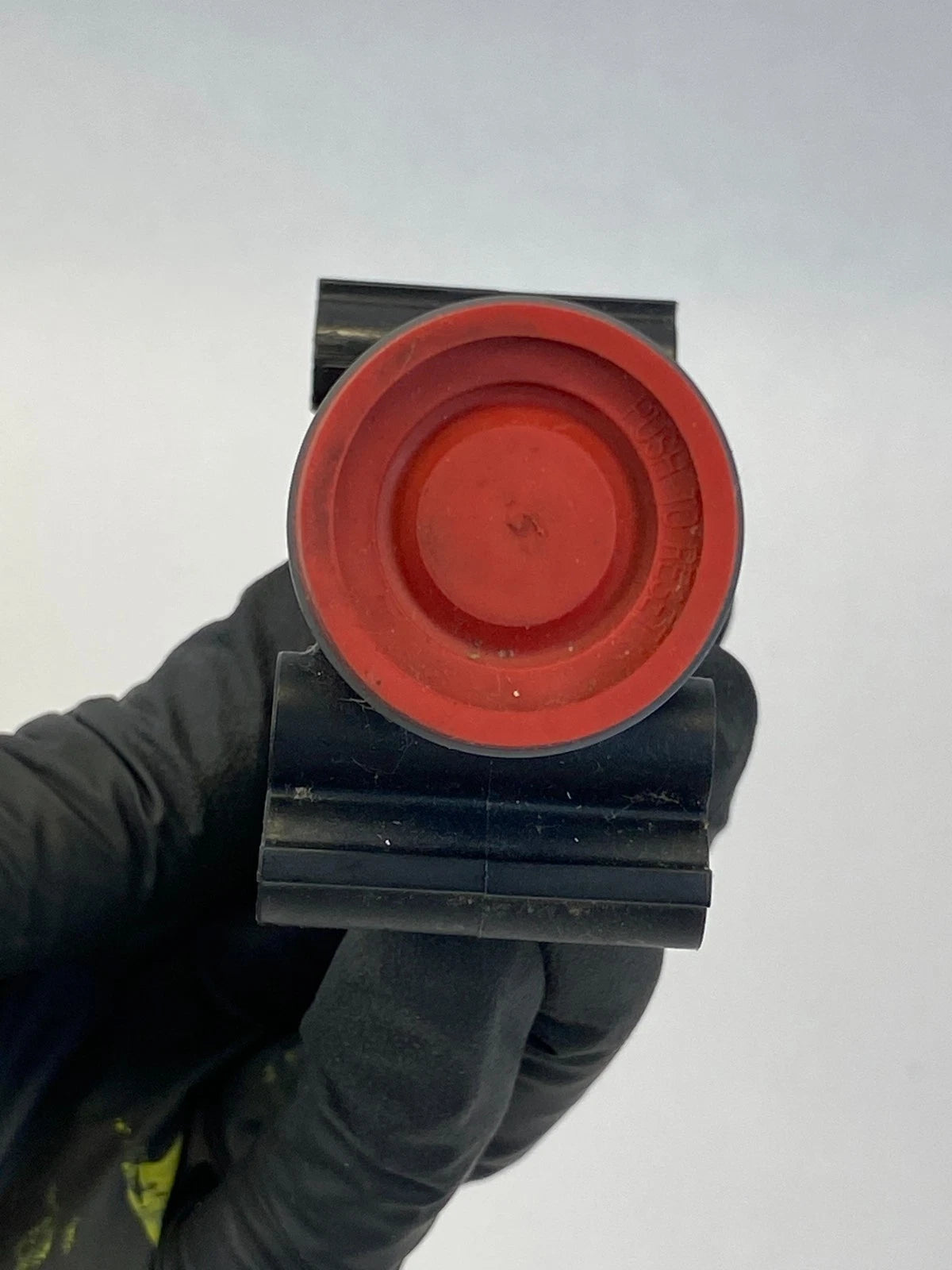 2004-2008 FORD F-150 FIRST INERTIA FUEL PUMP SHUT-OFF SWITCH BUTTON 5L1T-9341-AA