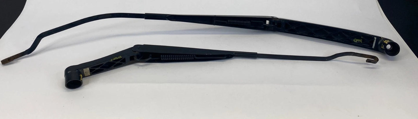 2011-2016 HYUNDAI ELANTRA FRONT WINDSHIELD LEFT & RIGHT WIPER ARM ASSEMBLY OEM