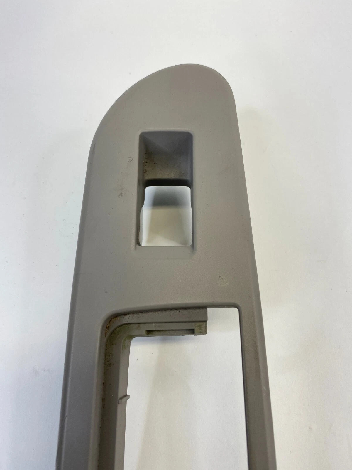 2001-2004 TOYOTA SEQUOIA REAR RIGHT SIDE DOOR WINDOW SWITCH COVER 74271-0C010