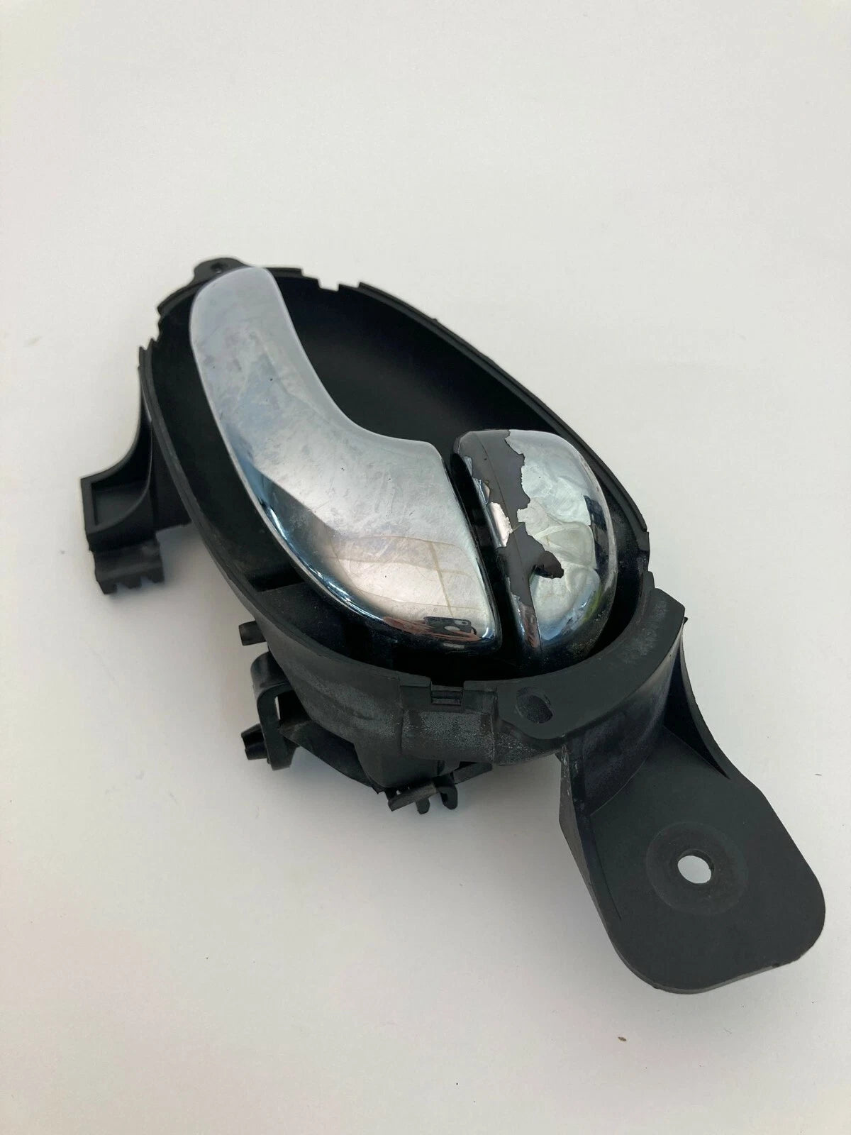 2004-2007 BUICK RAINIER 02-09 GMC ENVOY FRONT RIGHT PASSENGER INNER DOOR HANDLE