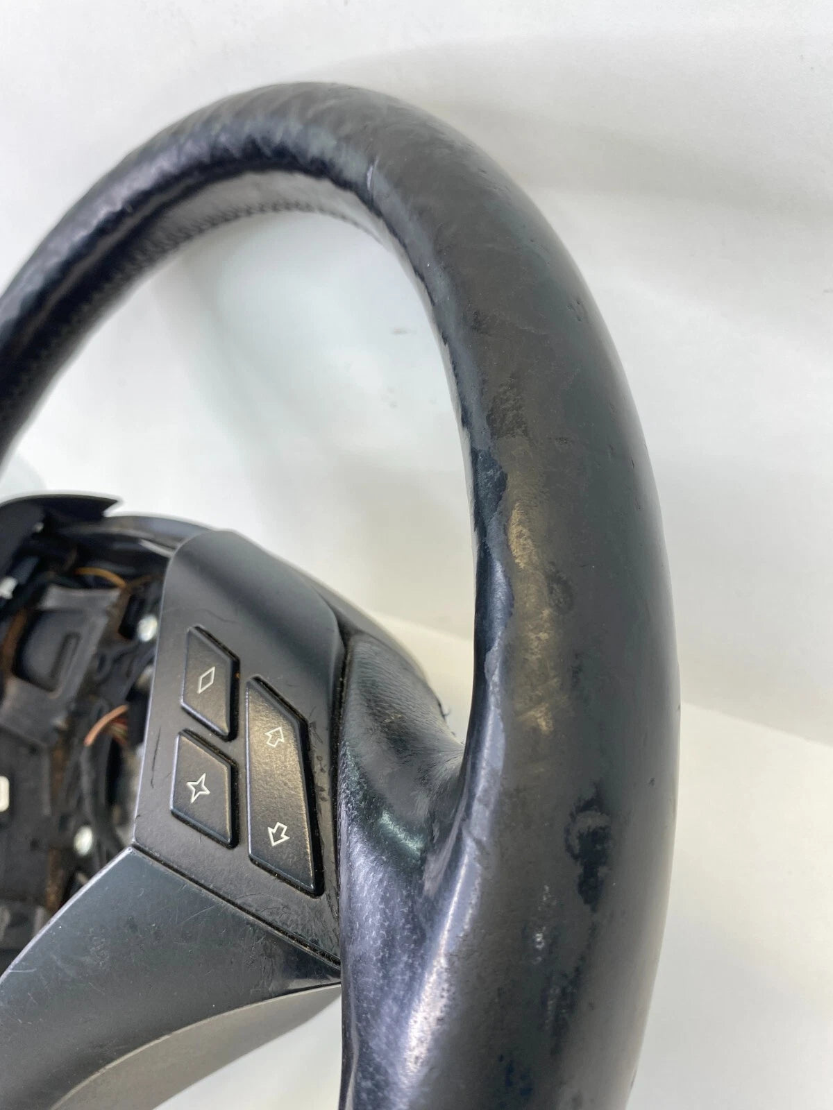 2006 2007 BMW 530I 525I 06-10 BMW 550I STEERING WHEEL W/ CONTROL SWITCH OEM