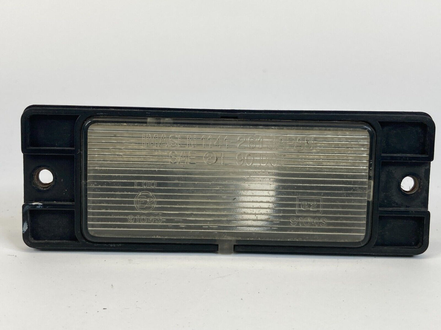 1997-2003 Mitsubishi Montero Sport Rear License Plate Light Lamp Assembly OEM