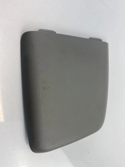 01-03 TOYOTA HIGHLANDER REAR RIGHT QUARTER PANEL ACCESS COVER TRIM 64714-48020