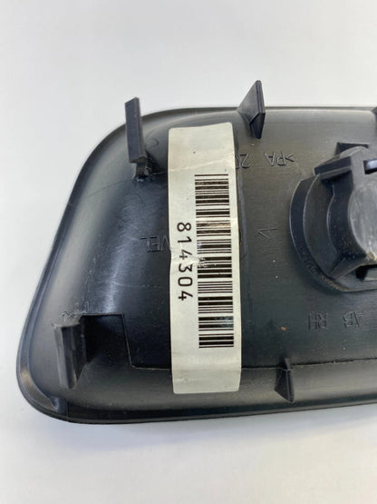 2005-2007 CHRYSLER 300 REAR RIGHT BACK SIDE DOOR INTERIOR DOOR HANDLE 1070402