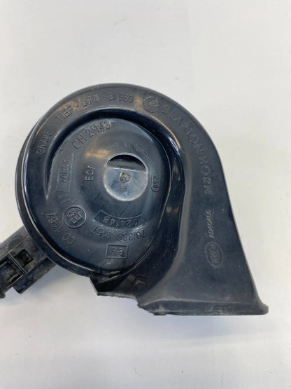 2012-2019 PASSAT SEDAN LOW NOTE TONE SIGNAL HORN & BRACKET CH2143 E9024148
