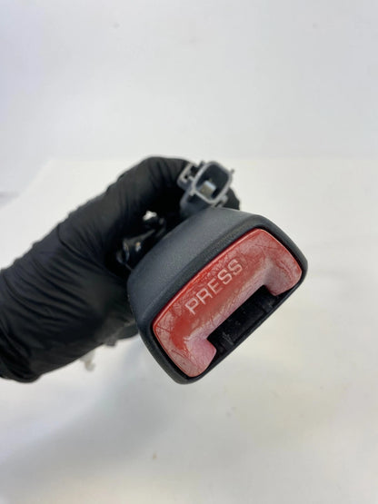 2005-2008 Pontiac Vibe Front Right Seat Belt Buckle 56458-A OEM