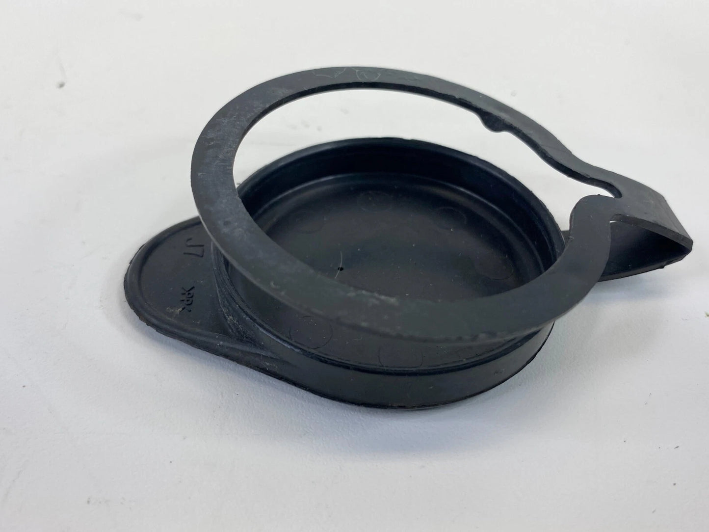 12-15 CHEVROLET CAPTIVA SPORT WINDSHIELD WIPER WASHER FLUID RESERVOIR CAP OEM