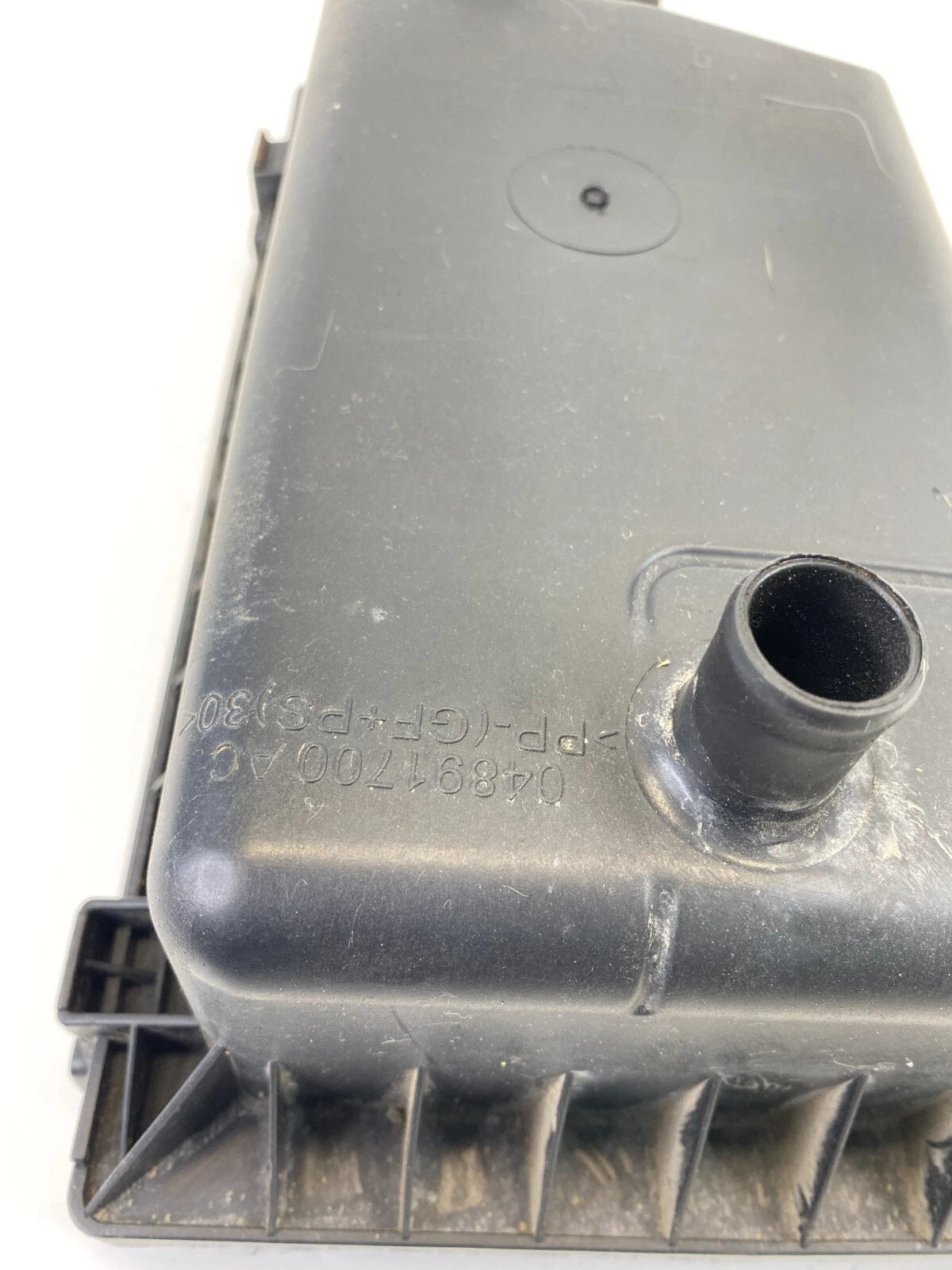 2007-2009 DODGE CALIBER AIR INTAKE FILTER BOX UPPER LID OEM FACTORY 04891700AC