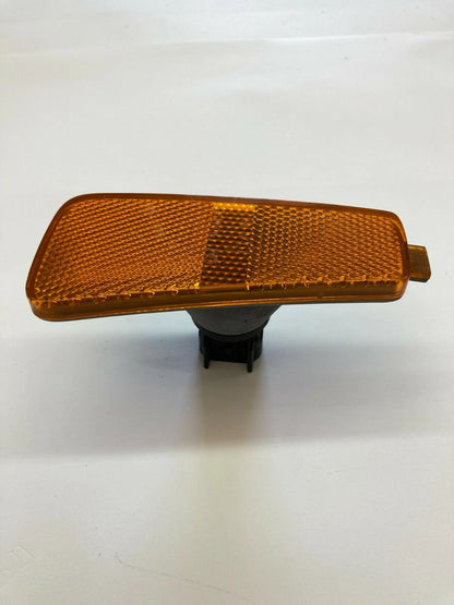 2006-2011 CHEVROLET HHR BUMPER FRONT RIGHT SIDE MARKER LIGHT LAMP 16532496 OEM