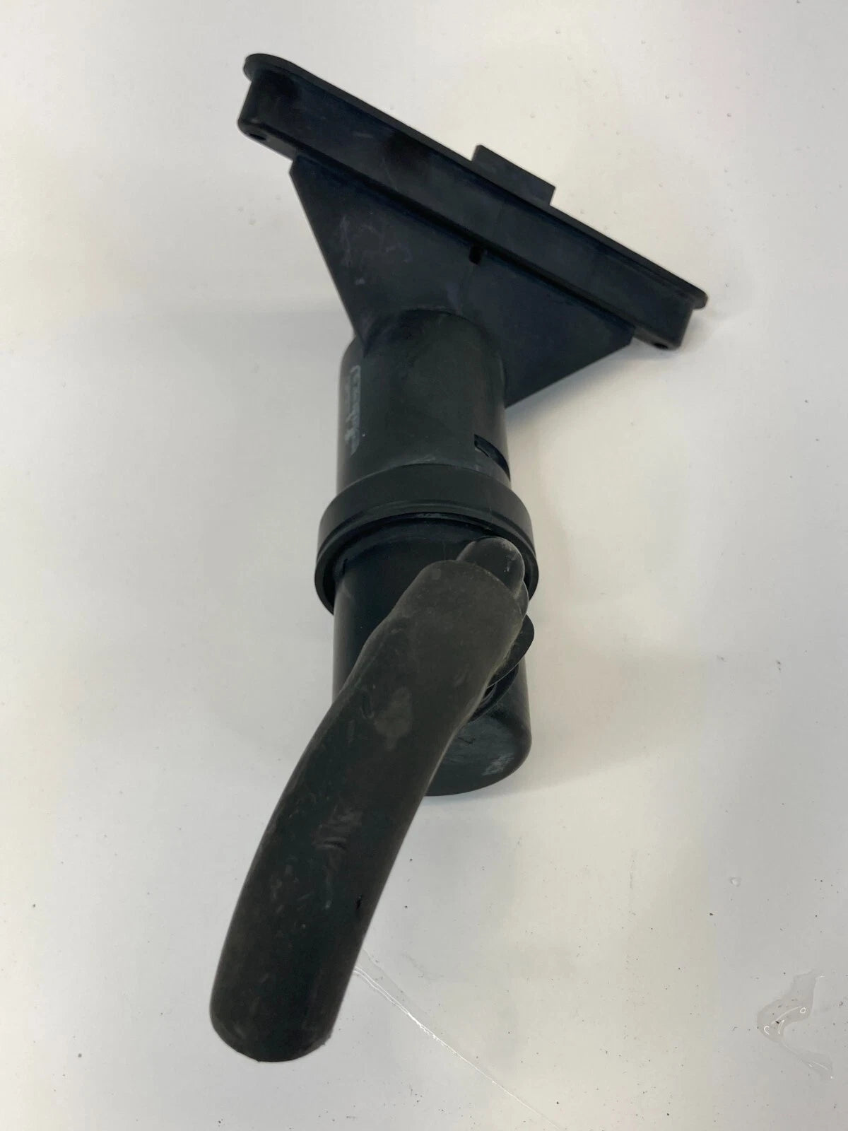 2004-2007 BMW 530I 525I FRONT LEFT DRIVER SIDE HEADLIGHT WASHER NOZZLE OEM