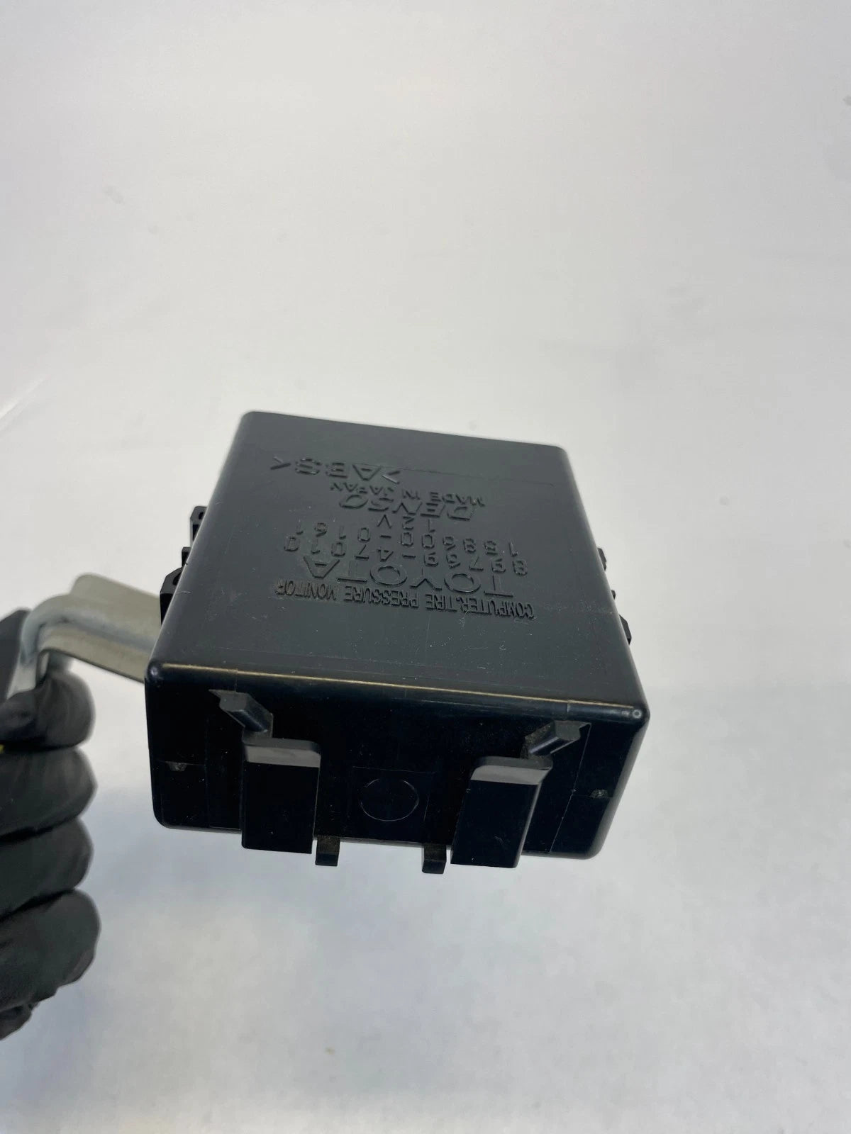 2005-2009 TOYOTA PRIUS TIRE PRESSURE MONITOR TPMS CONTROL MODULE 89769-47010 OEM
