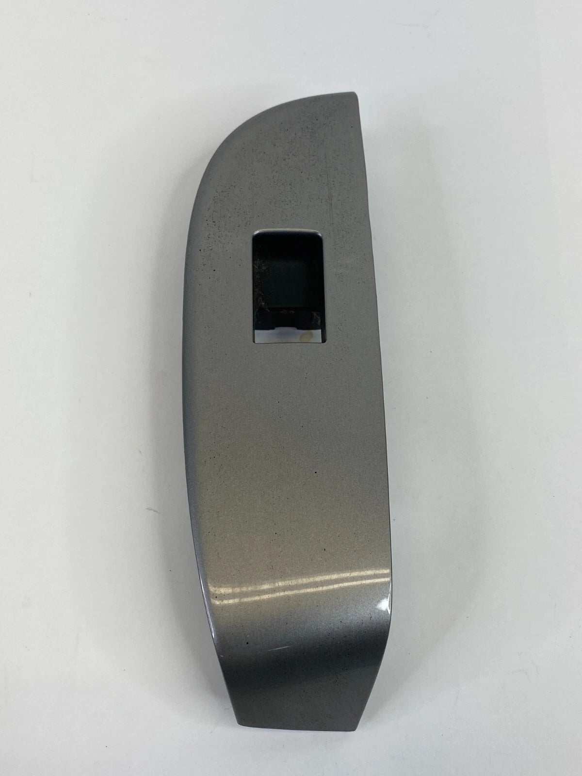 2013-2015 CHEVROLET MALIBU REAR RIGHT DOOR WINDOW SWITCH BEZEL TRIM 20829111 OEM