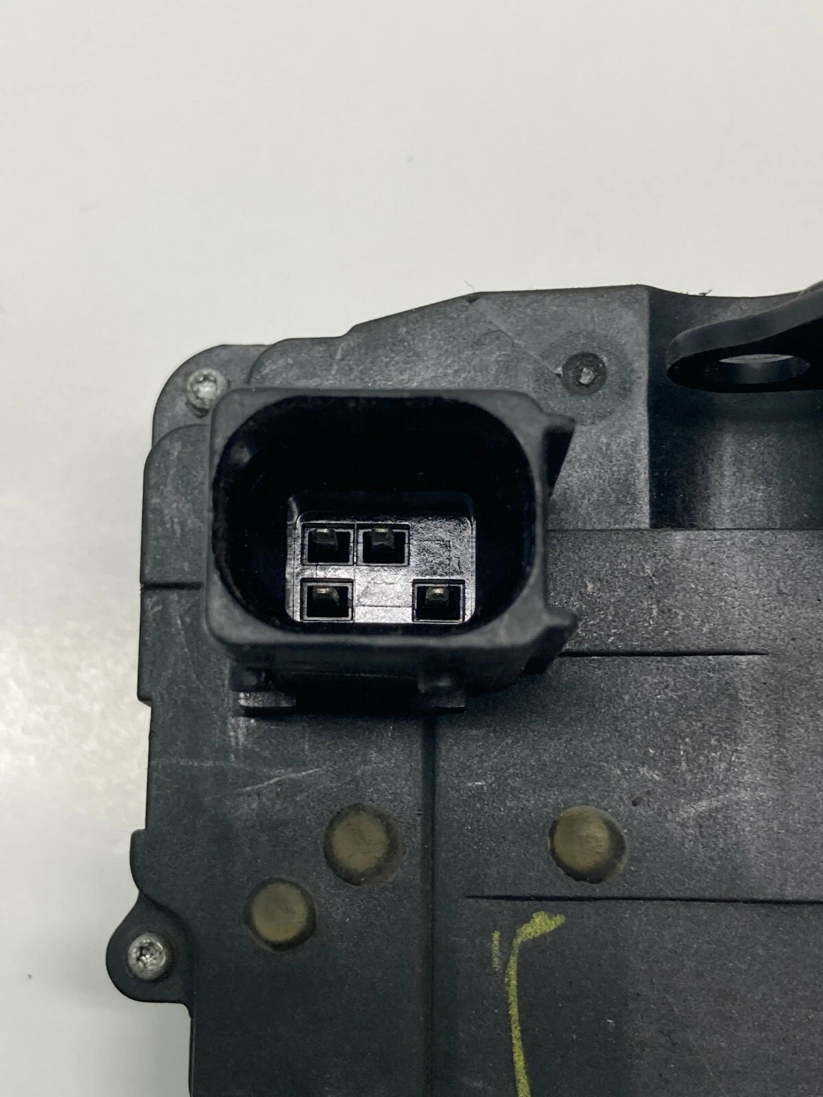 07-09 SATURN AURA FRONT RIGHT SIDE DOOR LOCK LATCH RELEASE ACTUATOR 25810515 OEM