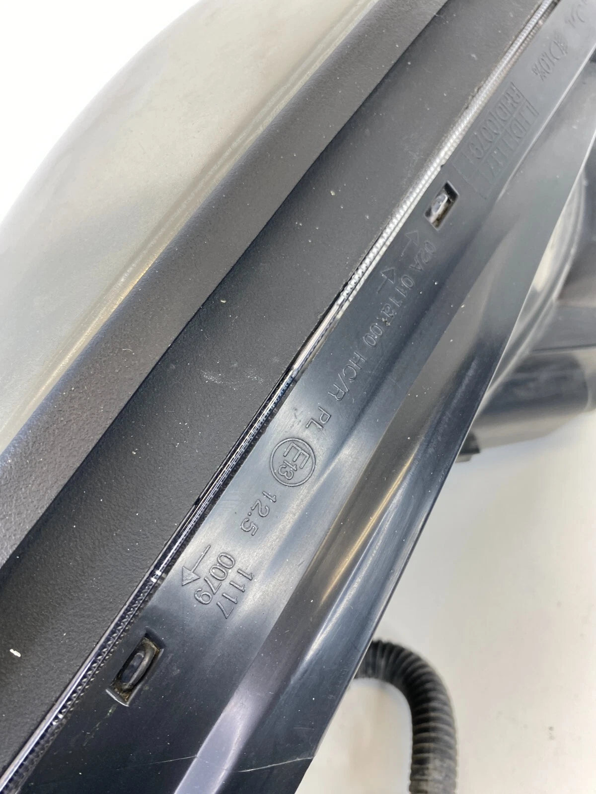 2008 2009 HYUNDAI TUCSON FRONT RIGHT SIDE HEADLIGHT HEAD LAMP ASSY 92102-2E OEM