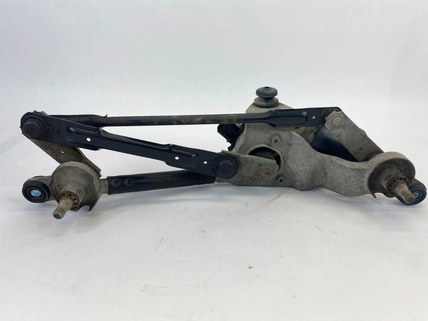 2011-2016 HYUNDAI ELANTRA FRONT WINDSHIELD WIPER MOTOR W LINKAGE 98110-3X000 OEM
