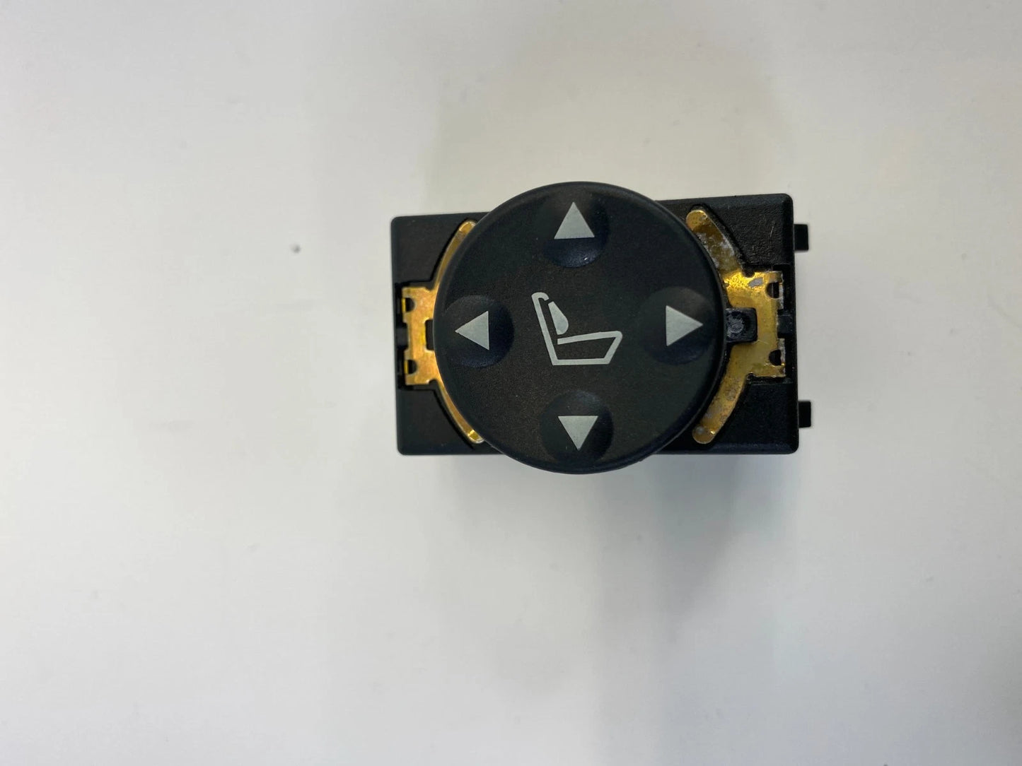 2003-2012 LAND ROVER RANGE ROVER FRONT RIGHT SEAT LUMBAR SWITCH OEM 8360877