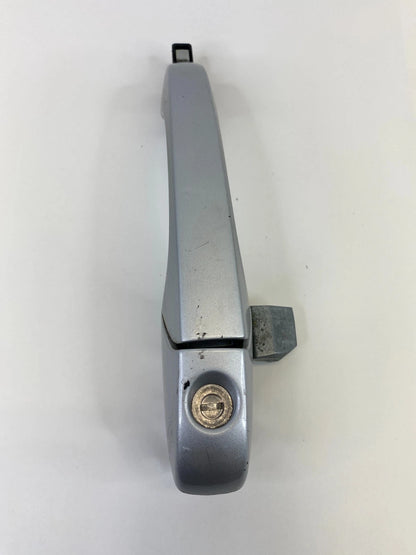 2007-2017 JEEP PATRIOT FRONT LEFT DRIVER EXTERIOR OUTER DOOR HANDLE SILVER OEM