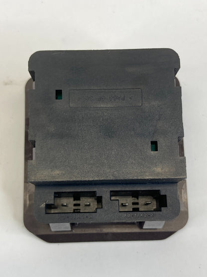 2011-2016 Buick Regal Center Console 120 Volt Power Outlet Receptacle 1333285