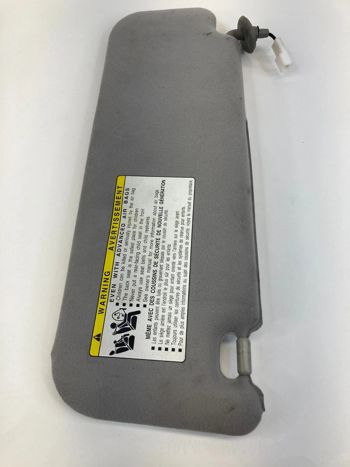 2004-2009 TOYOTA PRIUS PASSENGER RIGHT SUNVISOR SUN VISOR SHADE CLOTH GRAY OEM