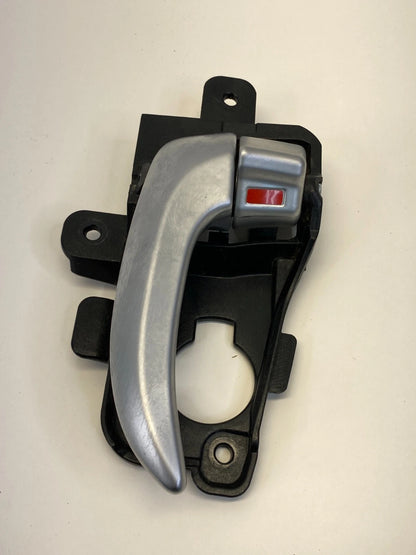 2013-2017 HYUNDAI ELANTRA GT FRONT LEFT INTERIOR DOOR HANDLE 82613-GD000 OEM