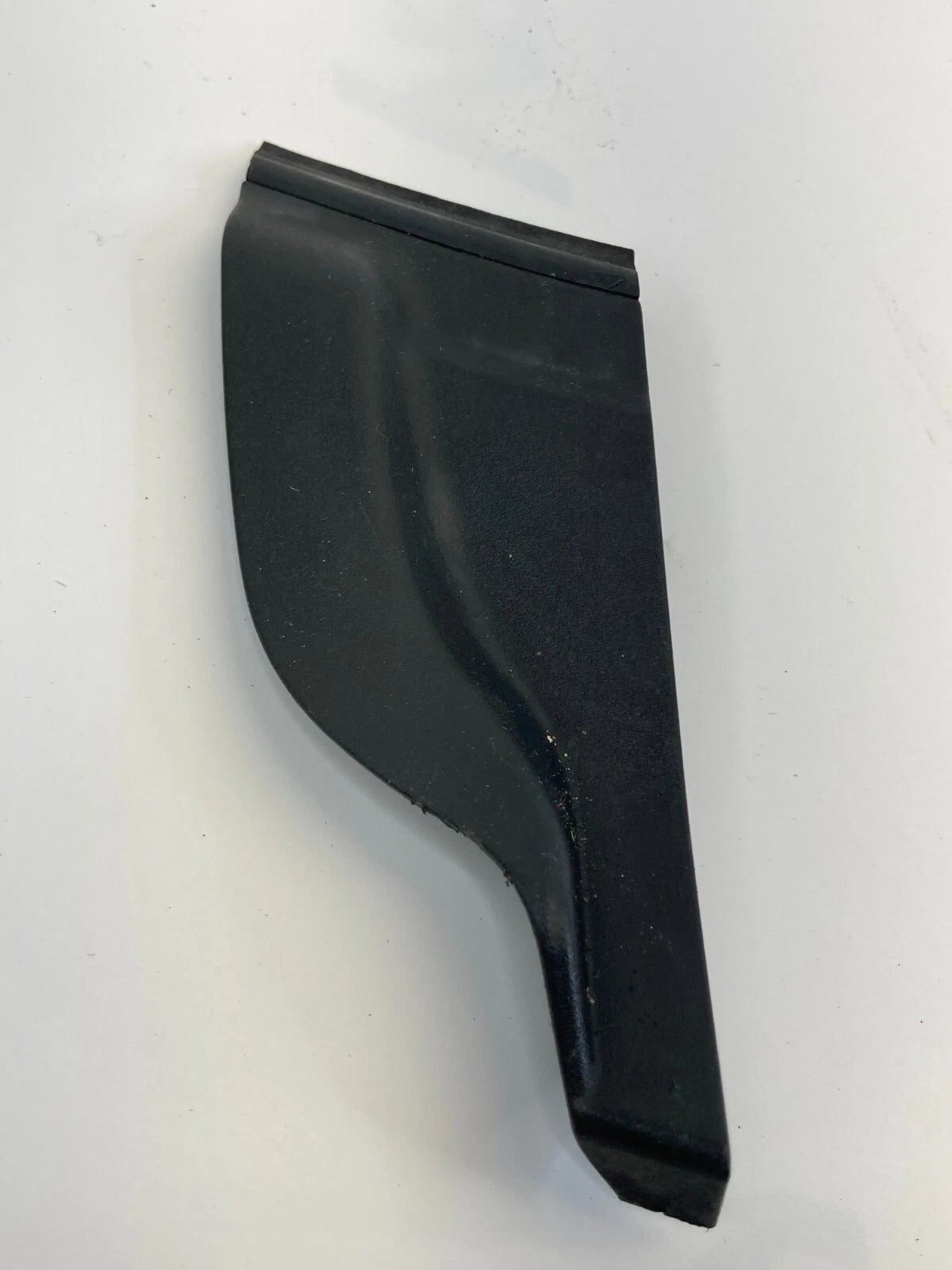 2010-2015 TOYOTA PRIUS FRONT RIGHT UPPER FENDER COWL VENT COVER 55083-47020 OEM