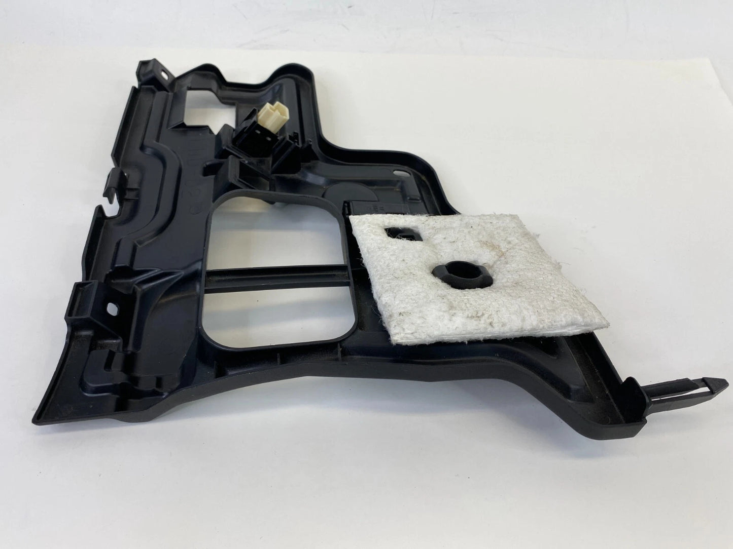 2010-2015 TOYOTA PRIUS LEFT DASH LOWER PANEL FINISH COVER TRIM 55606-47020 OEM