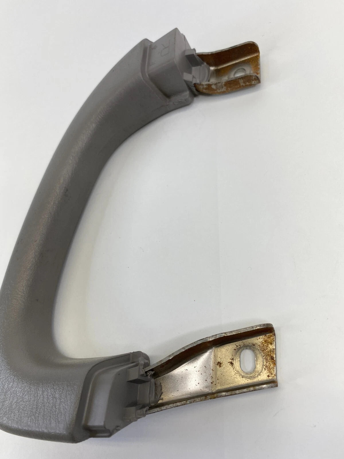 2001-2004 TOYOTA SEQUOIA REAR RIGHT SIDE B-PILLAR INNER GRAB GRIP ASSIST HANDLE