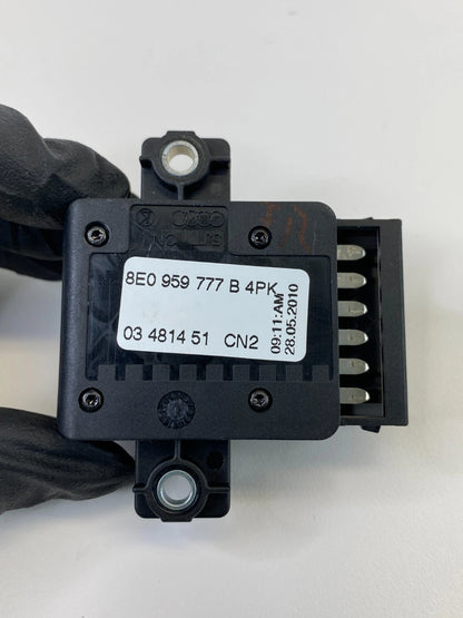 2009-2017 VOLKSWAGEN CC FRONT RIGHT SIDE SEAT LUMBAR CONTROL SWITCH OEM