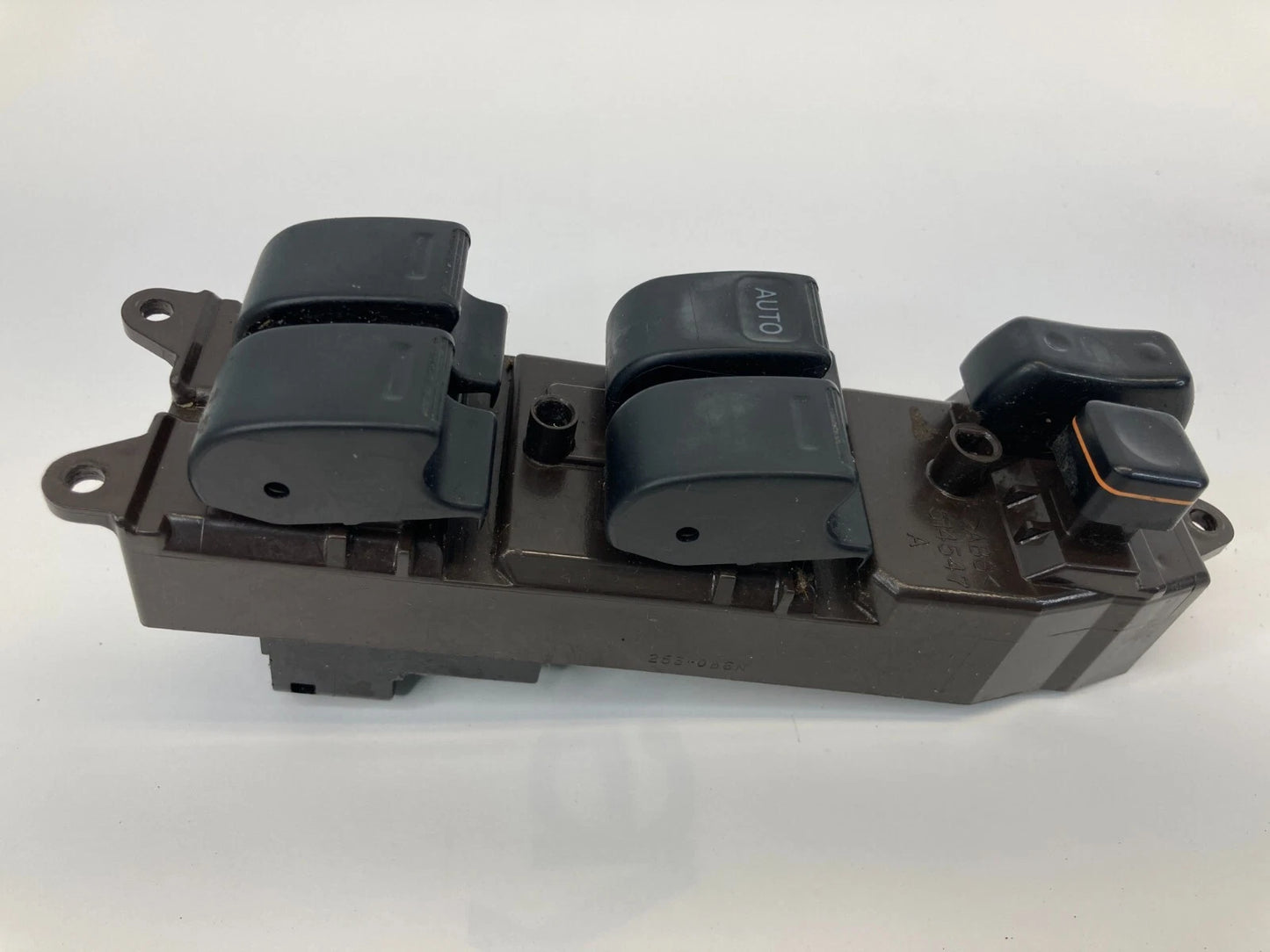 2003-2008 TOYOTA COROLLA FRONT LEFT SIDE DOOR MASTER WINDOW SWITCH 514547 OEM