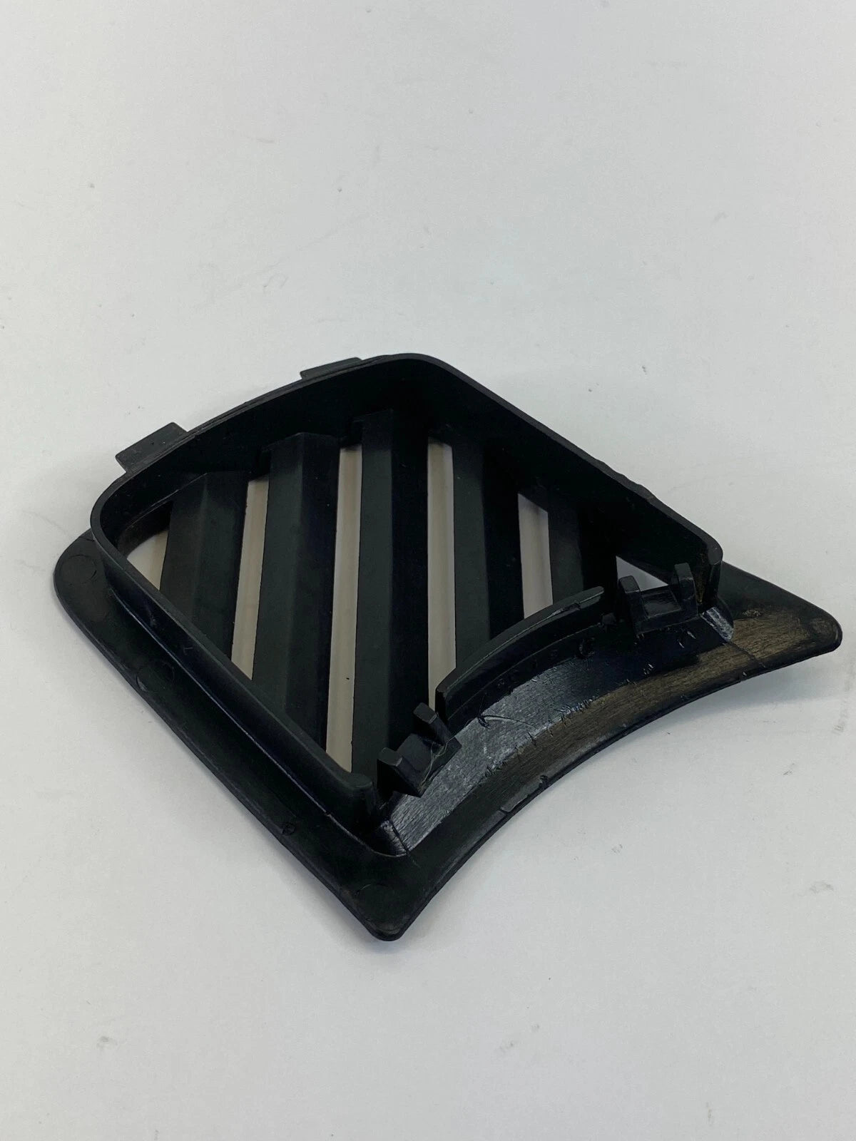 2008-2012 BUICK ENCLAVE UPPER DASH LEFT SIDE AC AIR VENT OUTLET DUCT GRILLE OEM
