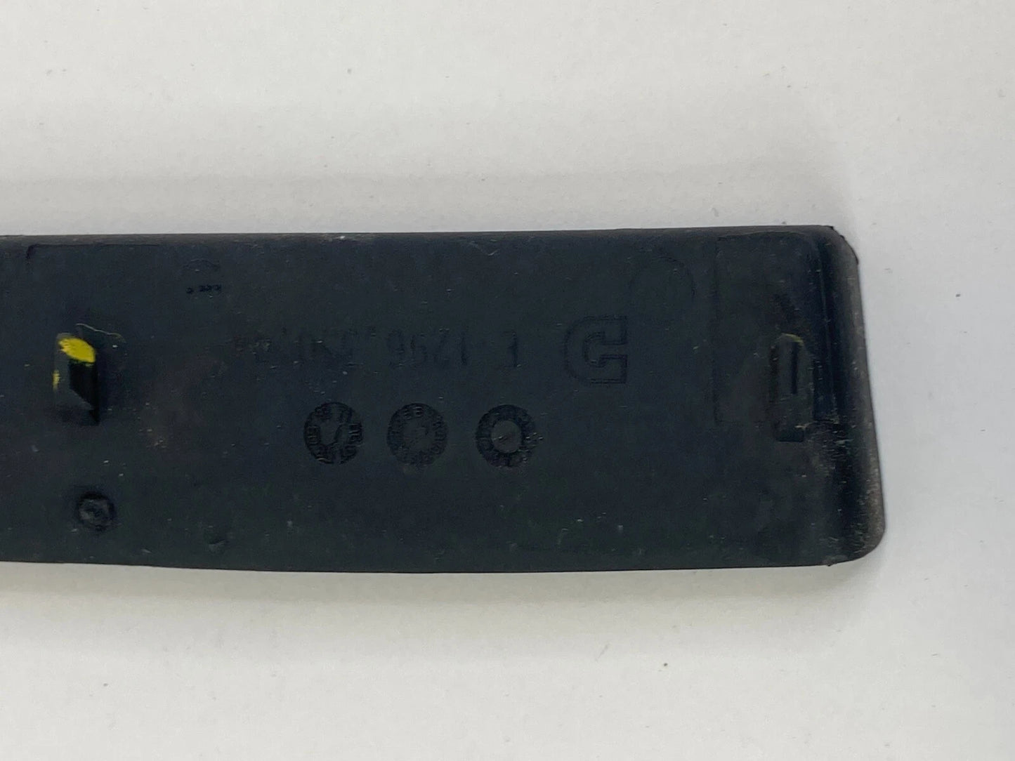 2009 2010 JAGUAR XF CENTER CONSOLE STORAGE RUBBER MAT COVER 8X23-M99D4622-A OEM