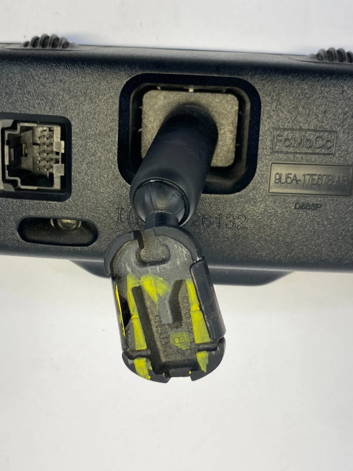 2009-2012 FORD ESCAPE REAR VIEW MIRROR AUTO DIMMING & MICROPHONE 9U5A-17E678-AB