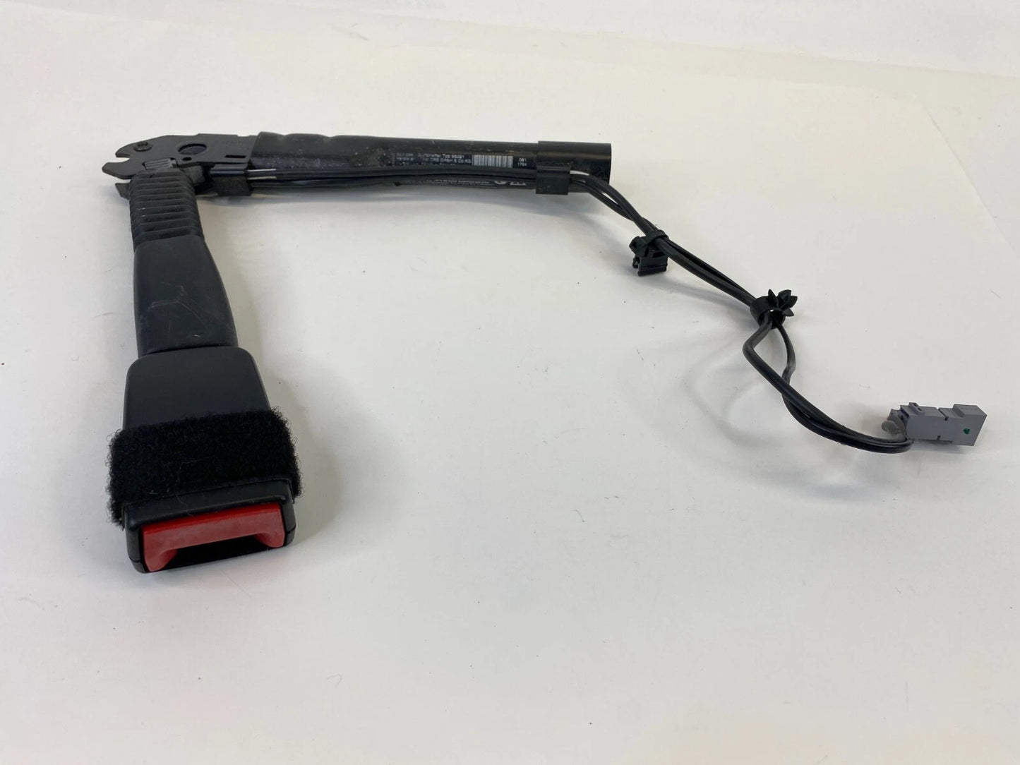 2007 2008 BMW 328I 328XI FRONT RIGHT PASSENGER SEAT BELT BUCKLE 7140611 UNIT OEM