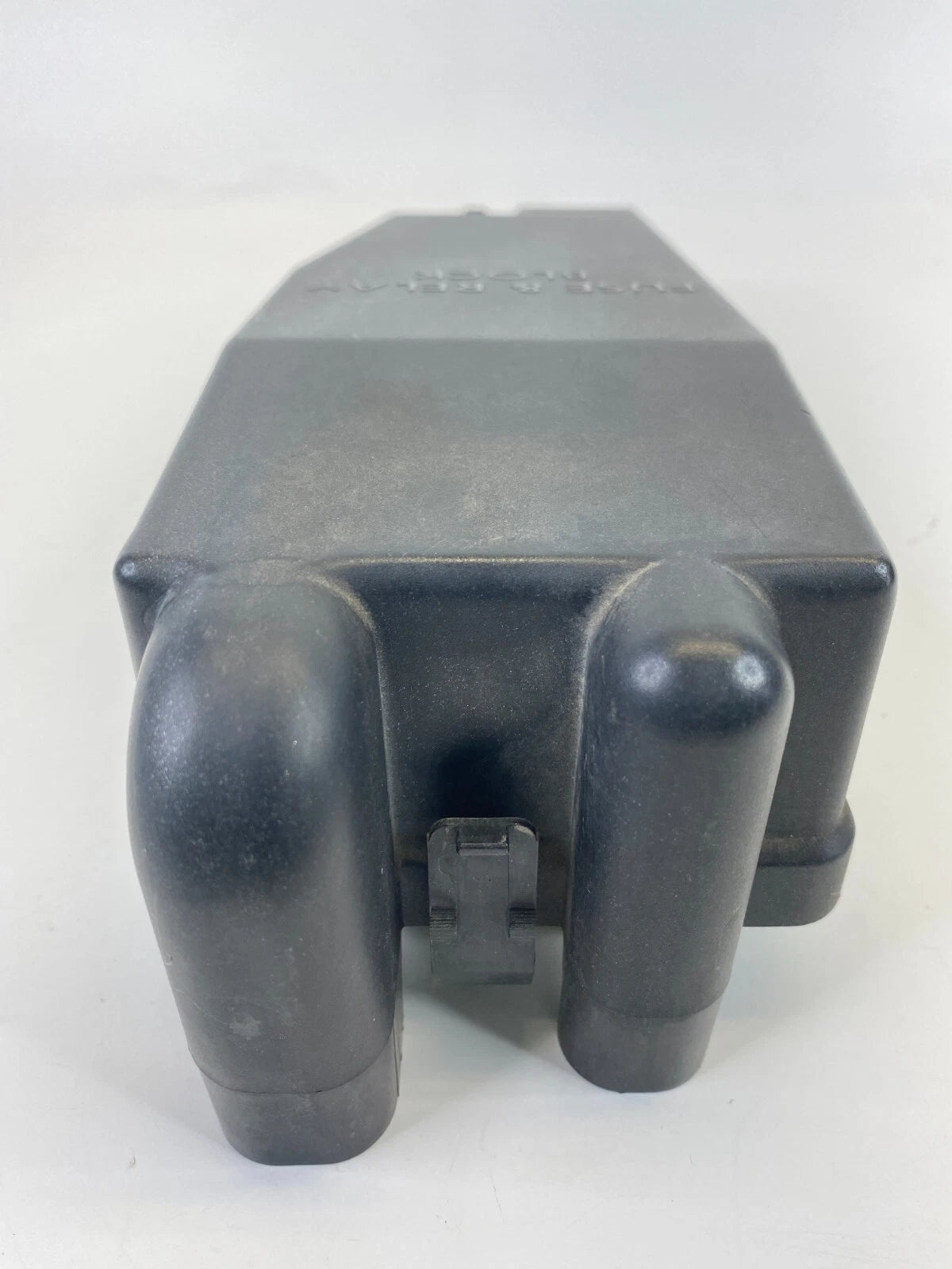 2009 2010 2011 KIA BORREGO 3.8L FUSE RELAY BOX BLOCK COMPARTMENT COVER LID