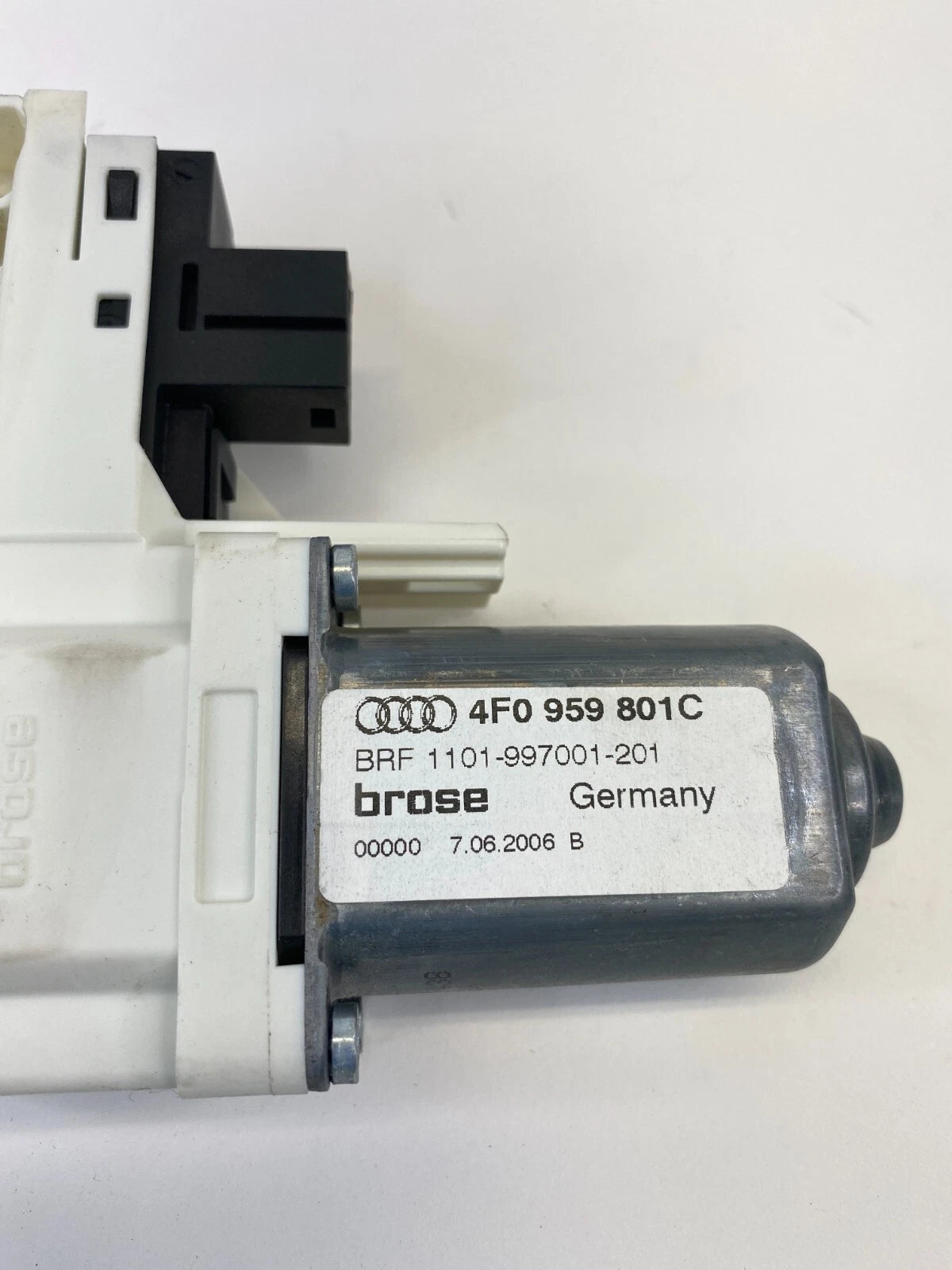 2006-2009 AUDI A6 QUATTRO REAR LEFT SIDE POWER WINDOW MOTOR 4F0959801C OEM