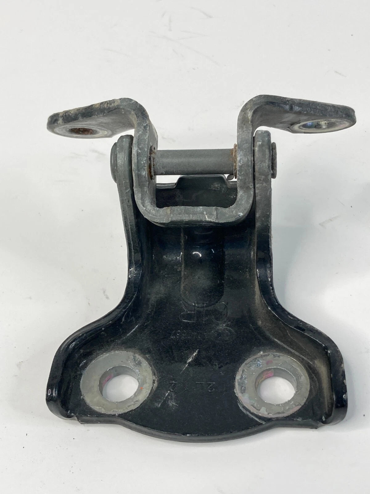 2012-2015 CHEVROLET CAPTIVA SPORT REAR DOOR LEFT UPPER & LOWER HINGE SET PAIR