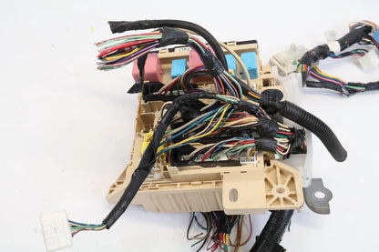 2007-2011 TOYOTA CAMRY SEDAN INTERIOR FUSE BOX JUNCTION BLOCK MODULE 82141-06J10