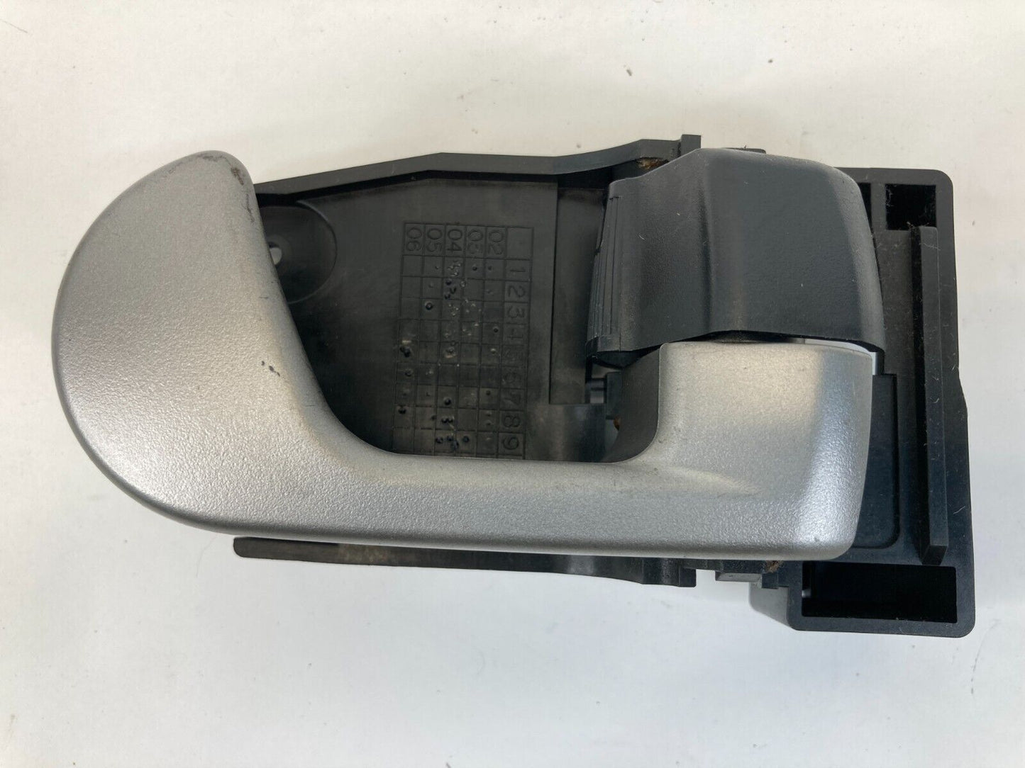 08 09 10 11 12 Mitsubishi Galant Front Right Side Inside Door Handle MR970140