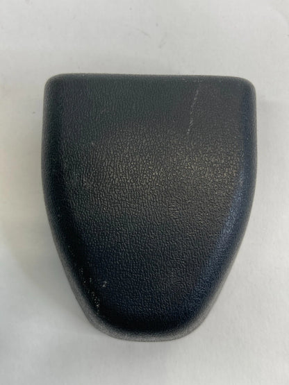 2006-2009 TOYOTA PRIUS FRONT LEFT DRIVER SIDE SEAT BELT GUIDE TRIM LOWER COVER
