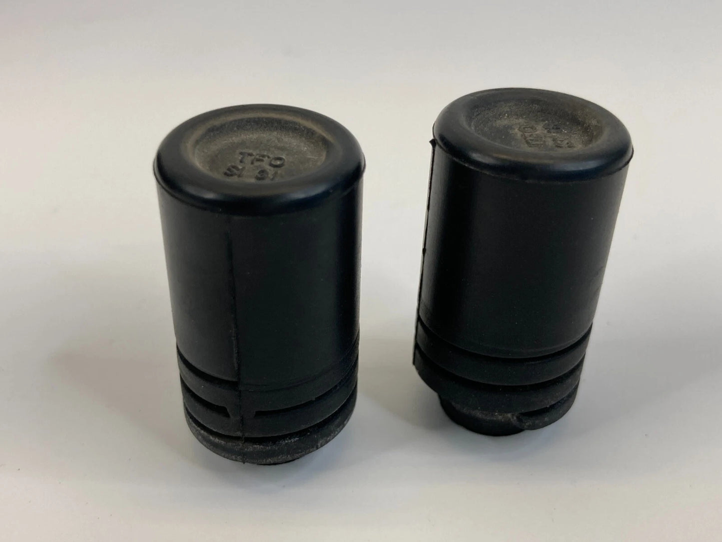 2009-2013 HONDA FIT HATCHBACK REAR TRUNK LID ADJUSTMENT RUBBER BUMPER SET PAIR